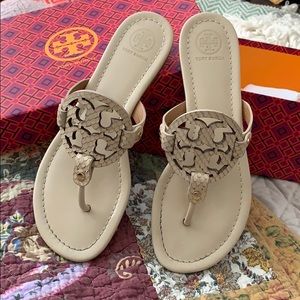 Like New Tory Burch Miller 8 1/2 M